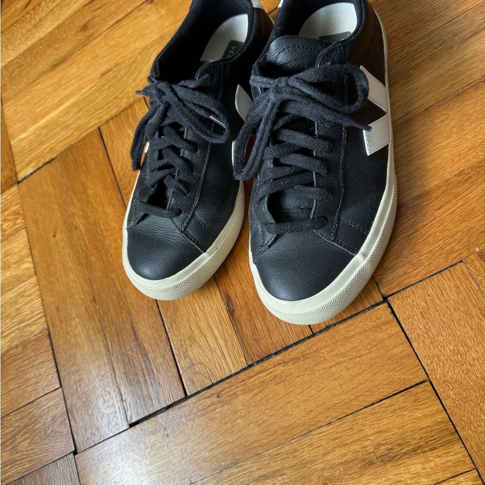 Veja Campo black and white sneakers size 8